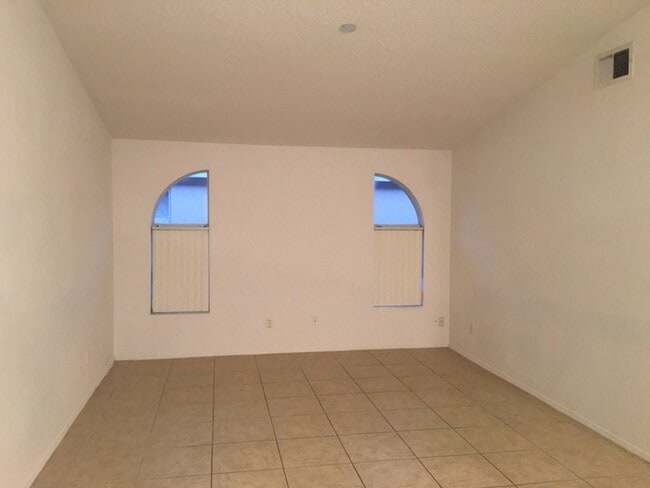 Building Photo - Raintree Park-3153 Fairfield Dr Kissimmee,...