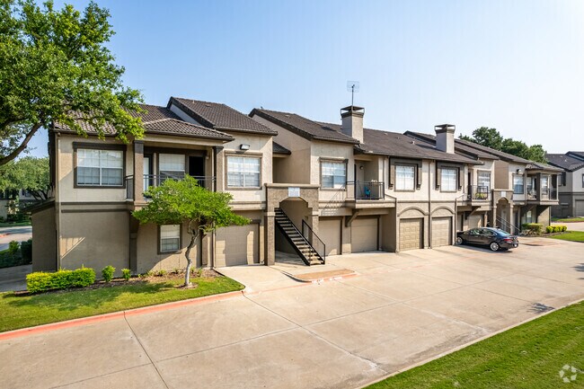 Building Photo - Camden Legacy Park