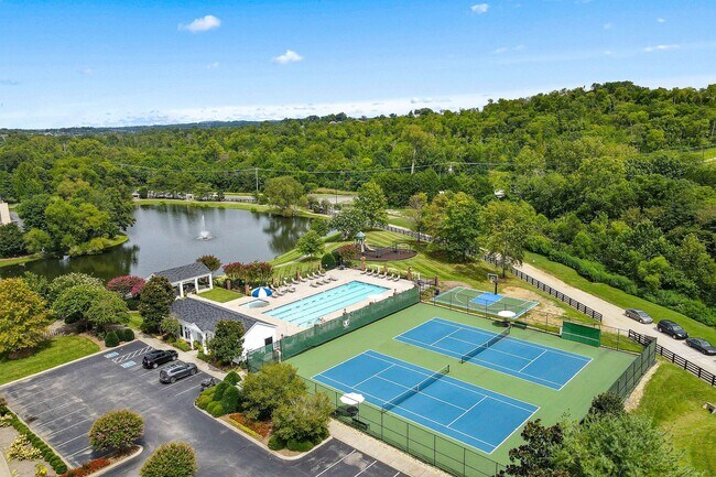 Building Photo - 6 Portrush Ct