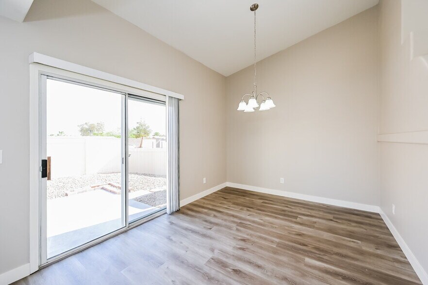 Building Photo - 8361 S Charlton Valley Ct