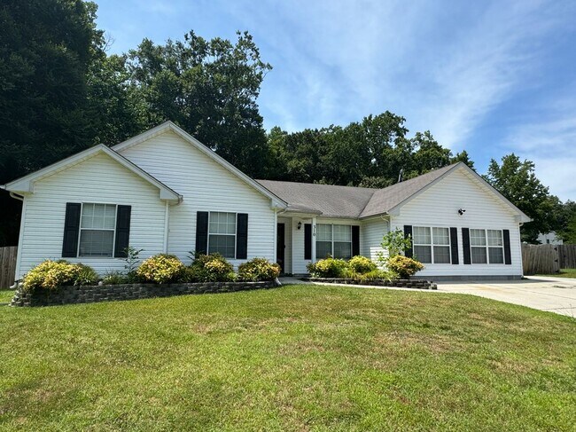 Primary Photo - 310 Waterwood Way
