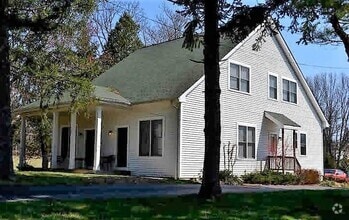 Building Photo - 50% Off First Month! Spacious 3BR Townhome...