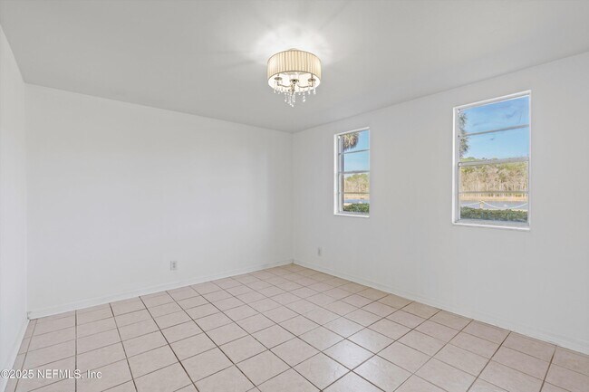 Building Photo - 1530 El Prado Rd