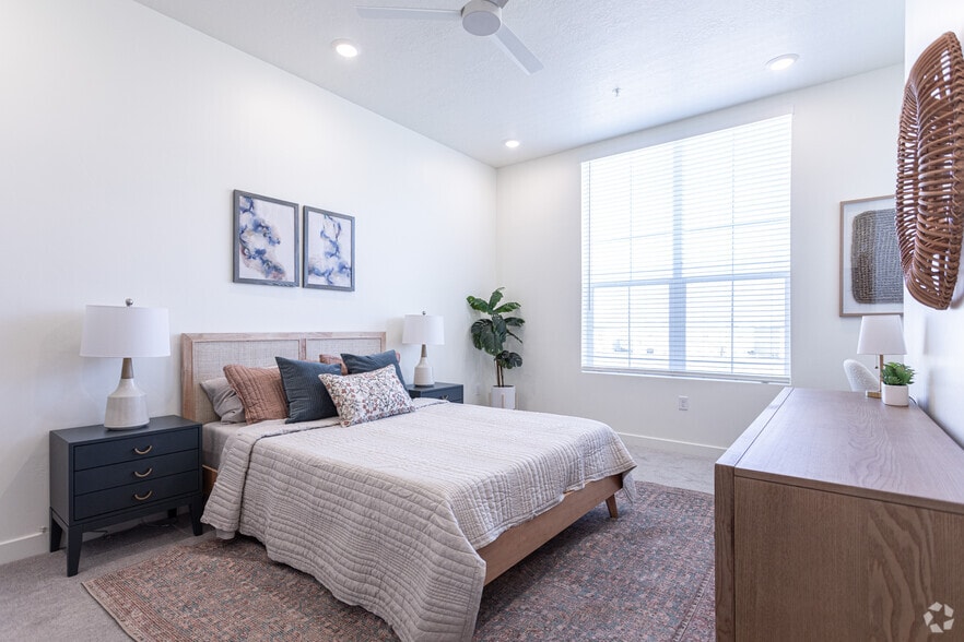 1BR, 1BA - 718SF - Bedroom - Solhavn Apartments