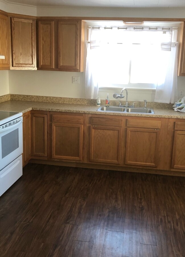 Building Photo - 163 Larimer Ave