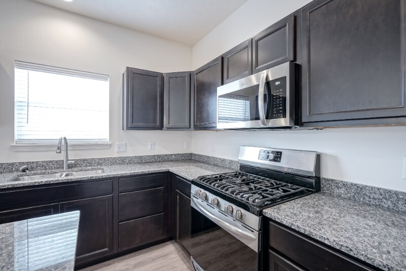 Building Photo - 1133 Thorny Ln