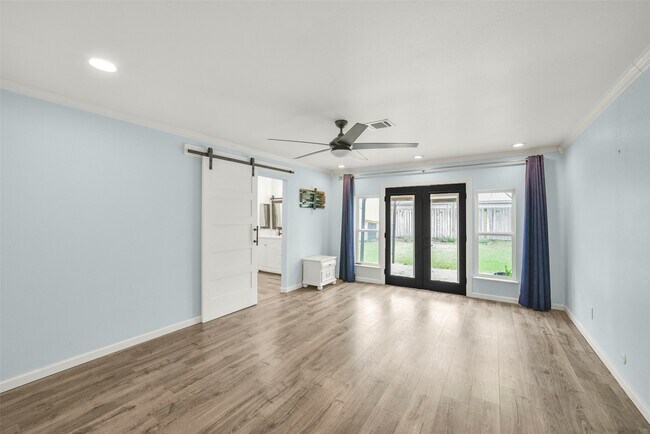 Building Photo - 12111 Whittington Dr