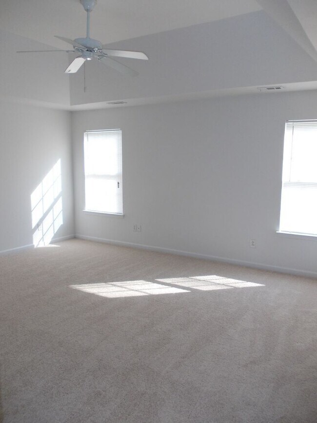 Building Photo - COMING SOON!!!  Large 4 bedroom home near UNCC