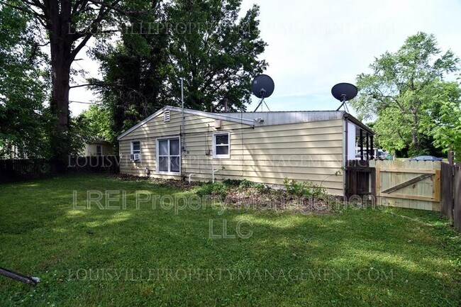 Building Photo - 5009 Delaware Dr