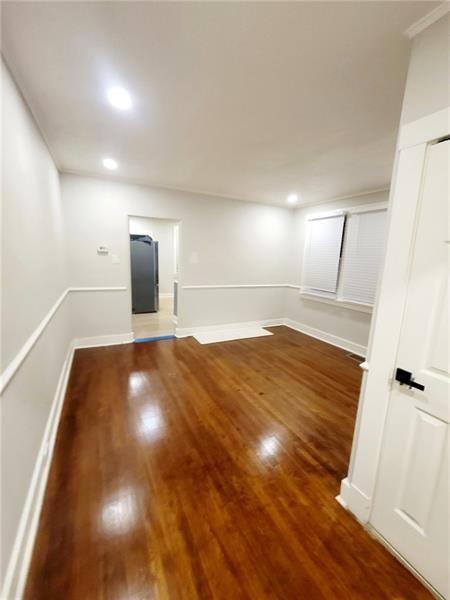 Building Photo - 3566 Beechwood Blvd