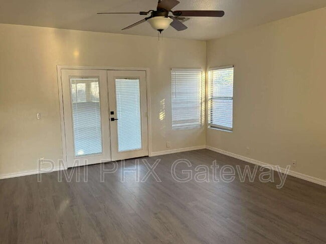 Building Photo - 1234 S Parkcrest Ct
