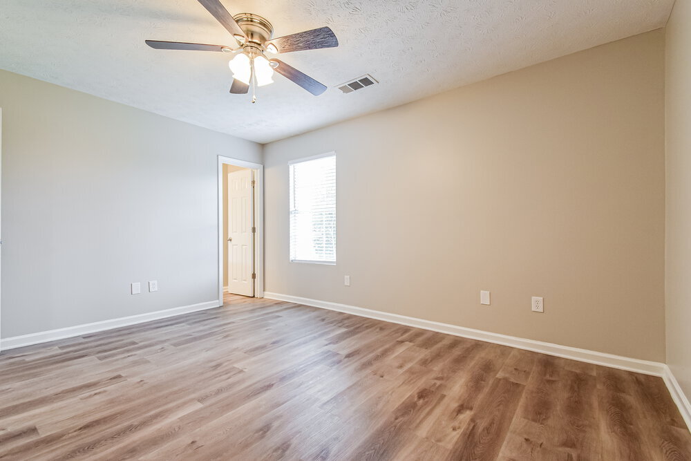 Building Photo - 6149 Raleigh Oaks Ct