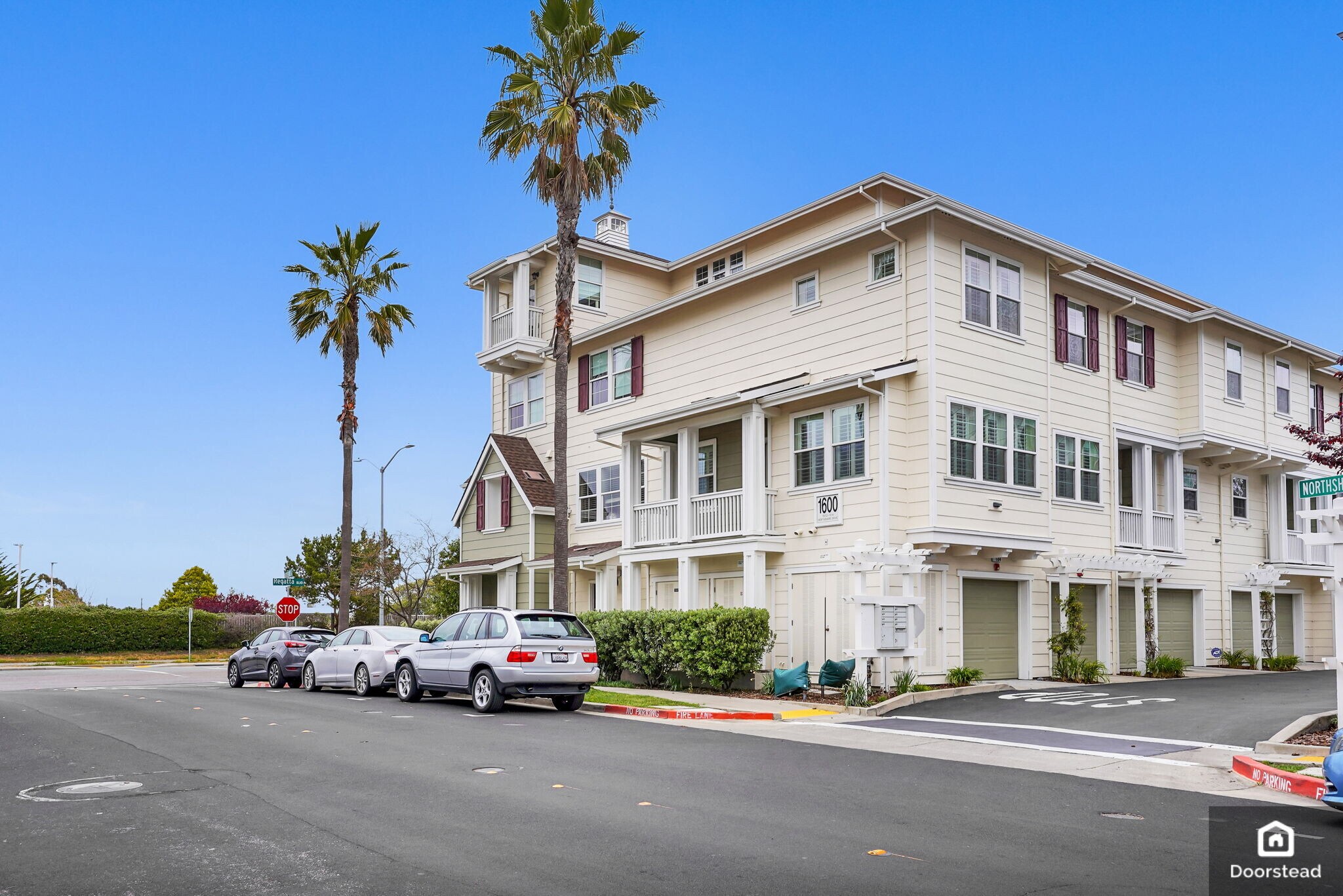 Building Photo - 1604 Northshore Dr