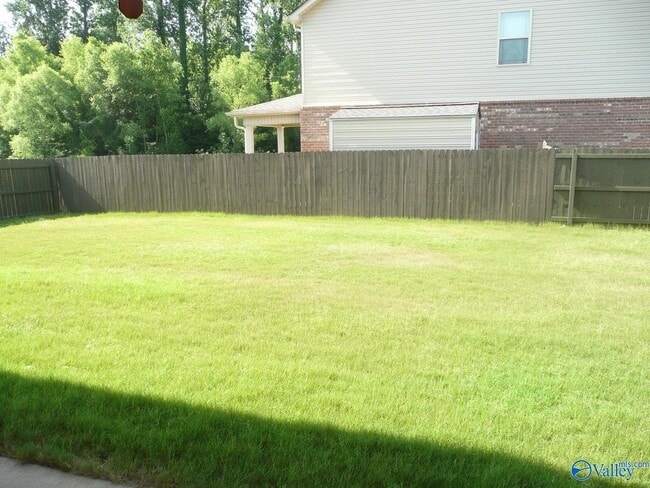 Building Photo - 267 New Bristol Ln