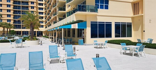 Building Photo - 2501 S Ocean Dr