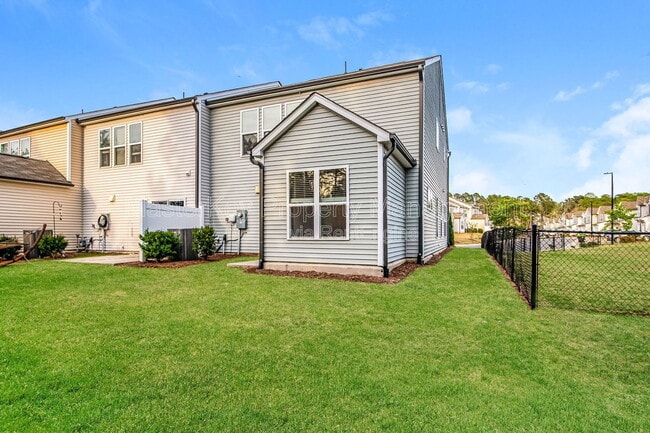 Building Photo - 1241 Citadel Ave