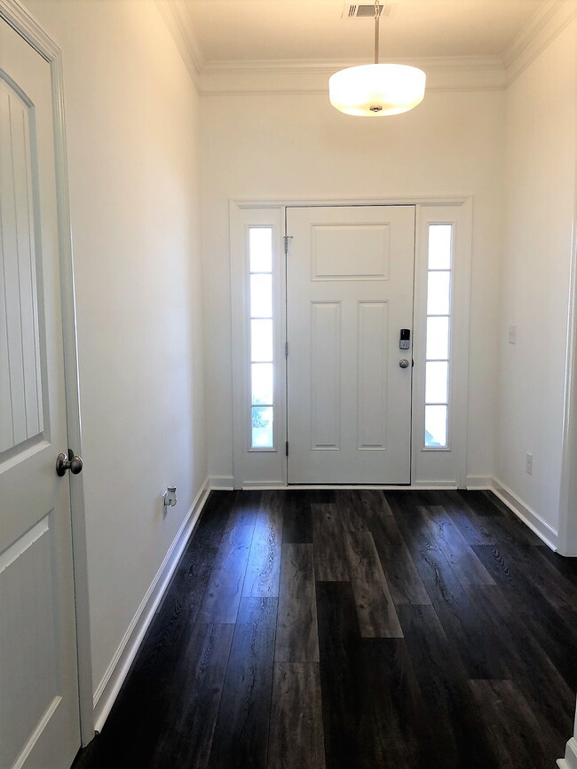 Building Photo - 238 Ducal St