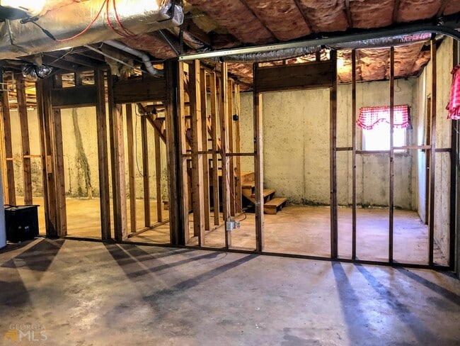 Building Photo - 363 Goose Creek Ln