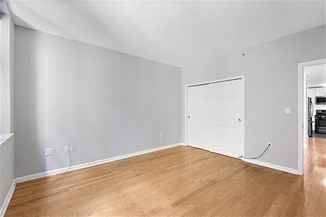 Building Photo - 143 Morgan St