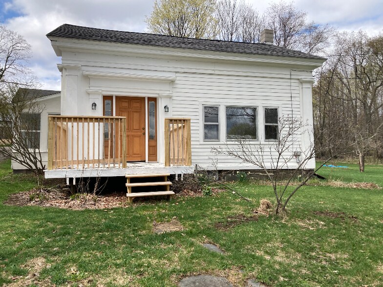 Primary Photo - 215 Tuscan Rd