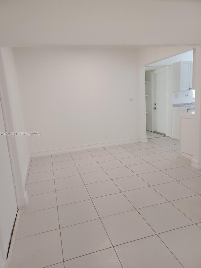 Building Photo - 2149 NE 179th St