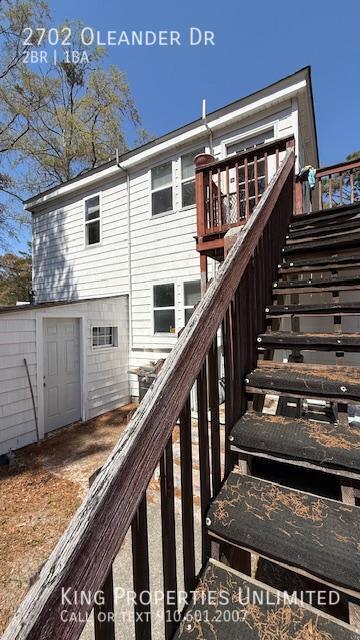 Building Photo - 2702 Oleander Dr