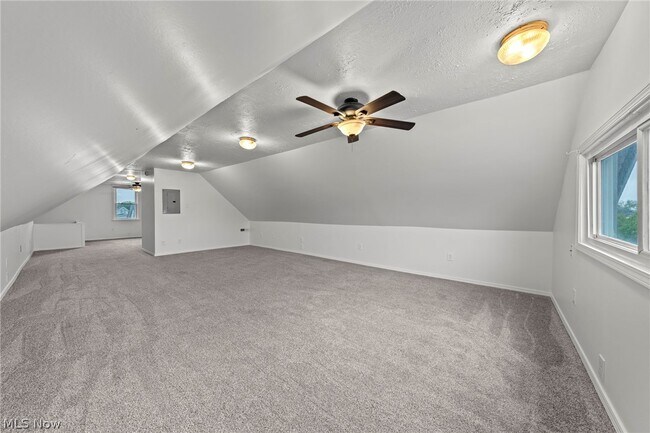 Building Photo - 2056 Wascana Ave