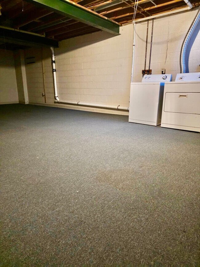 Building Photo - 3BR Townhome in Riverside Neighborhood of Belcamp!