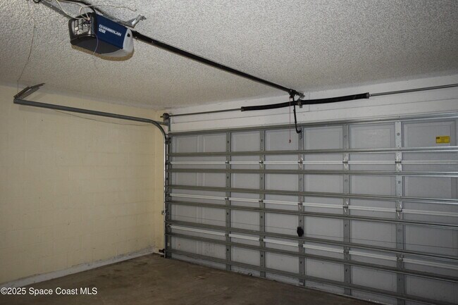 Building Photo - 939 Lyons Cir NW