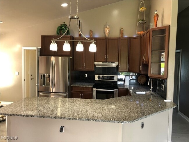 Building Photo - 7500 Cameron Cir