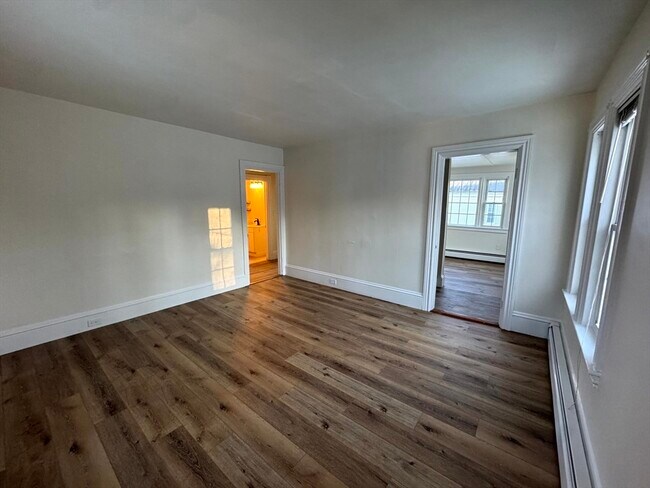 Building Photo - 195 Court St