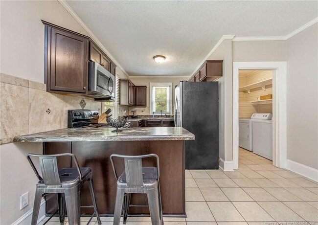 Building Photo - 524 Pearl St