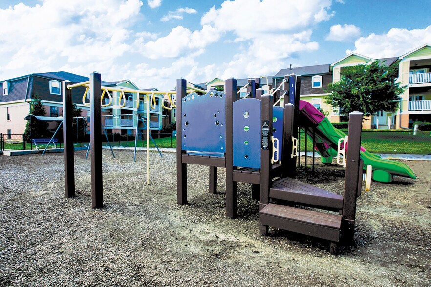 The Champions at Bluegrass 215 Codell Dr Lexington KY 40509