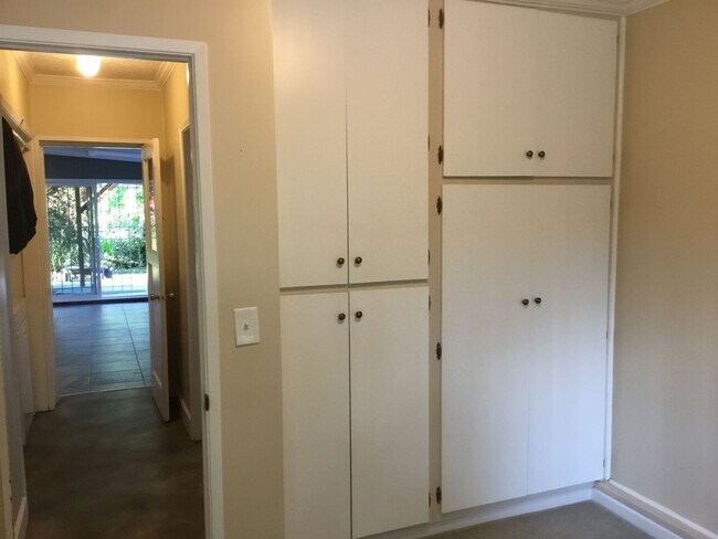 Building Photo - ST JOHN'S RANCH