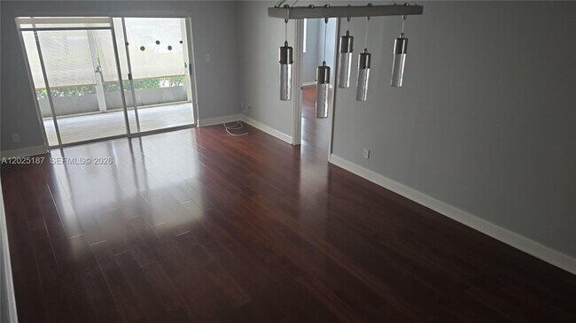 Building Photo - 7271 S Devon Dr