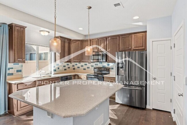 Building Photo - 6684 Thicket Pass Ln