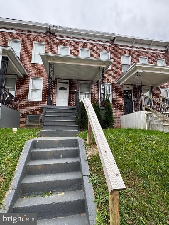 Building Photo - 3221 Lyndale Ave