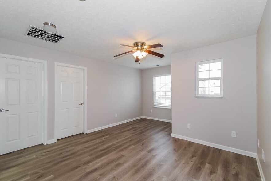 Building Photo - 7529 Pipestone Dr
