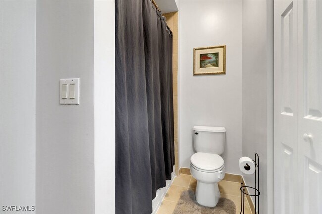 Building Photo - 10126 Villagio Palms Way