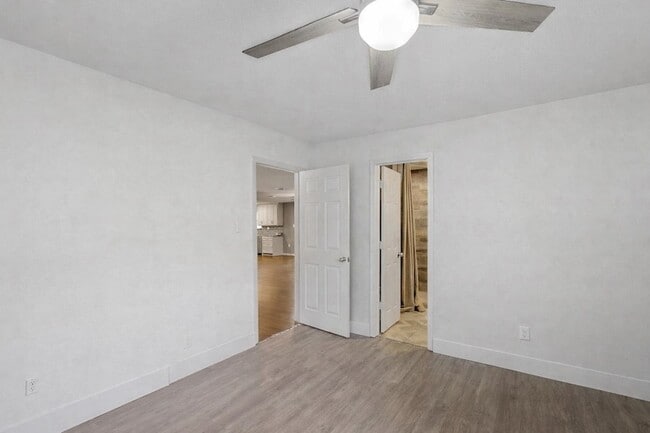 Building Photo - 6244 Trail Lake Dr