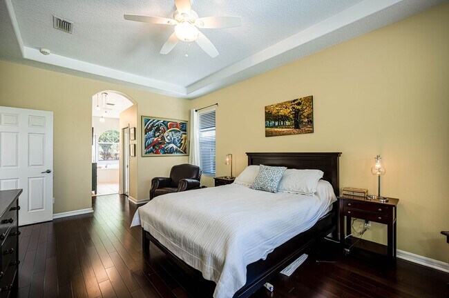 Building Photo - 956 Scherer Way