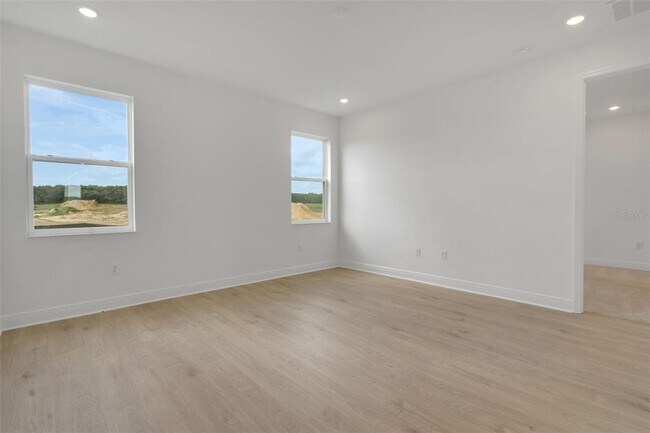 Building Photo - 1018 Swamp Chestnut Lp