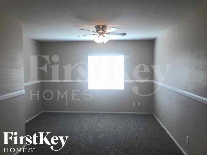 Building Photo - 2814 W Kowalsky Ln