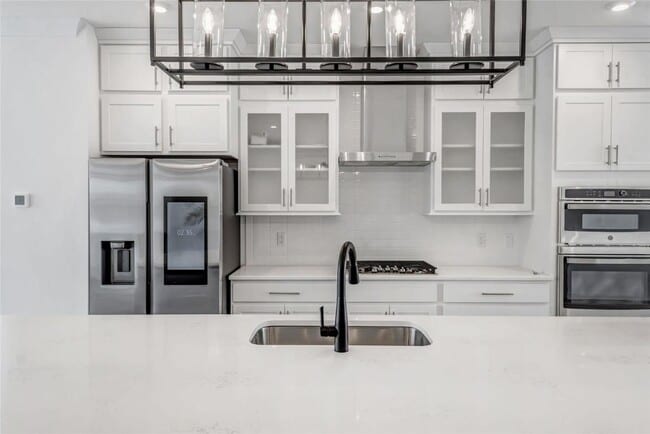 Building Photo - 16507 Honey Locust Dr