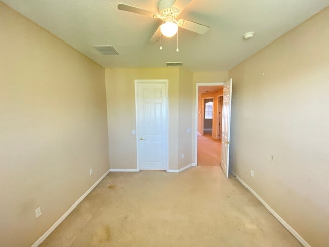 Building Photo - 519 Terrace Spring Dr