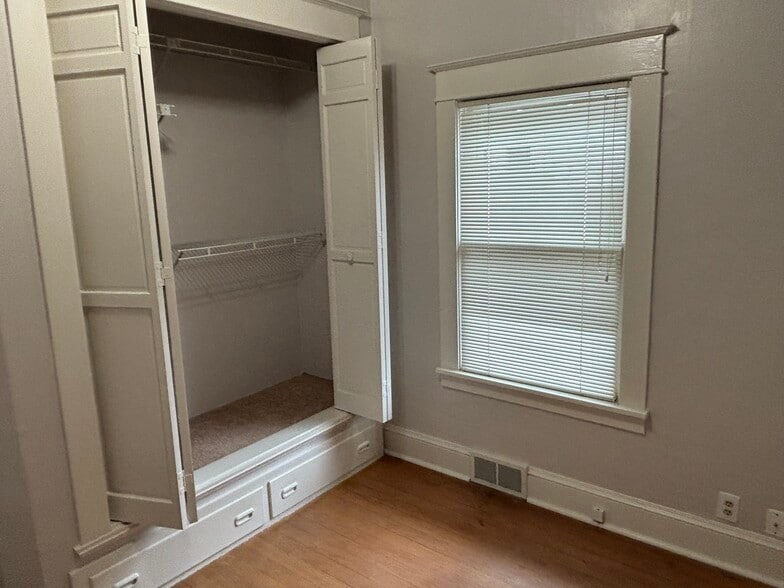 2nd Bedroom - 1827 Baker Ave