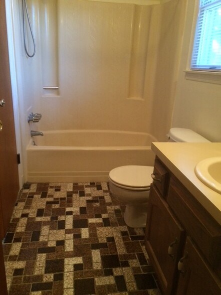 Building Photo - 19 Whippany Ave