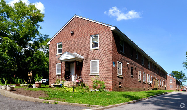 Building Photo - Lincoln Heights