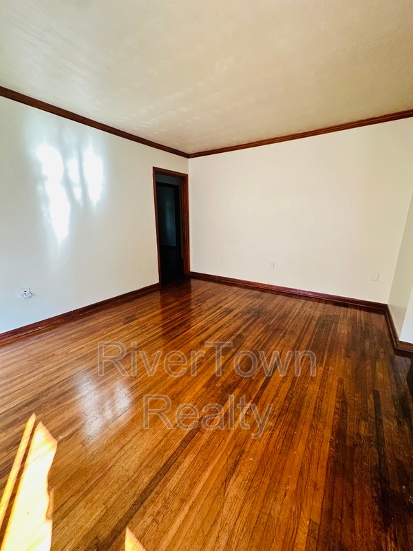 Building Photo - 1436 Whitney Ave