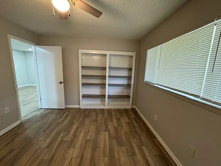 Building Photo - 4361 Azora Rd